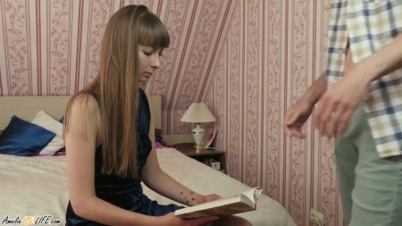 Обкончал весь рот скромной телке