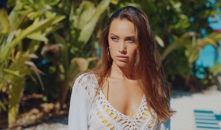 Взял любовницу на мальдивы отдохнуть